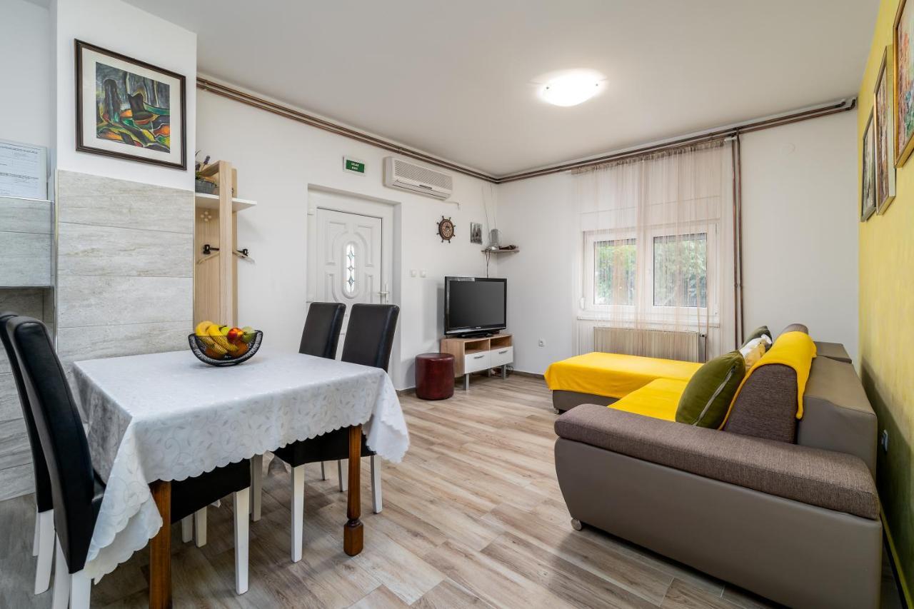 Dijamant Apartment Стобрек Экстерьер фото